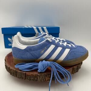NWB Adidas Gazelle Indoor Sneakers Blue Fusion Gum Suede Size 7.5 EU 39